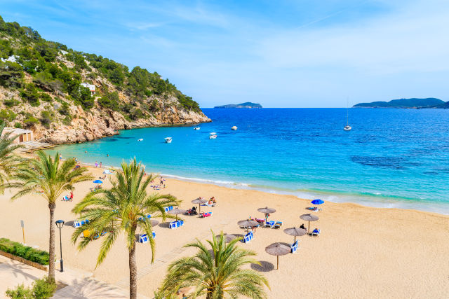 People From Ibiza!  Volo+Hotel Da Soli 182€!!