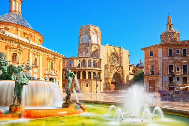 Fuga a Valencia ️ Volo+Hotel Da 125€!! ️